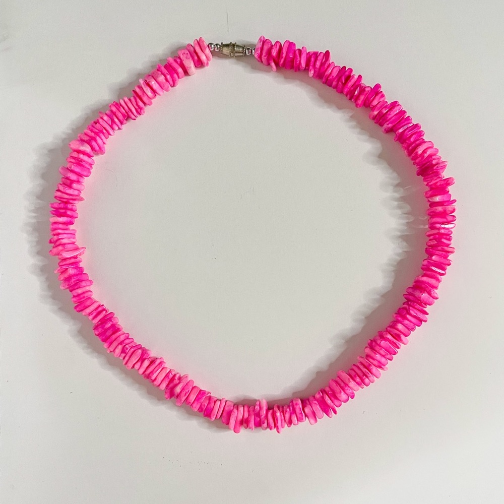 Vintage 90’s/Y2K Pink Puka Shell Surfer Necklace